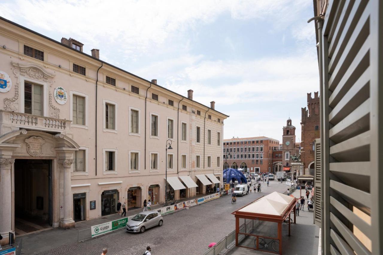 Le Stanze Del Savonarola Hotel แฟร์รารา ภายนอก รูปภาพ